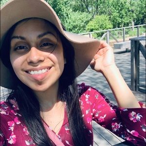 Meet your Posher, Ileana